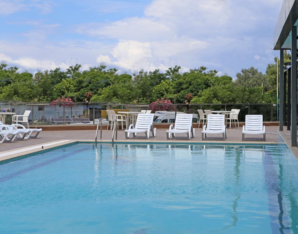 Comfort Ada Class Hotel Kusadası Kültér fotó