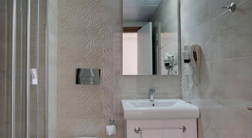 Comfort Ada Class Hotel Kusadası Kültér fotó